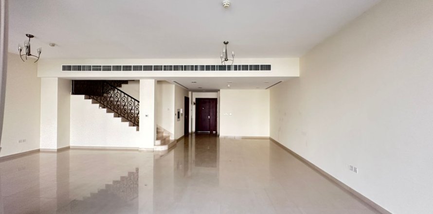 Adosado en Jumeirah Islands, Dubai, 4 dormitorios, 312 m², № 96988