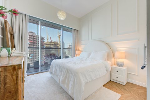 Купить квартиру в Дубае: 2 спальни, 105м², № 96983 - фото 8