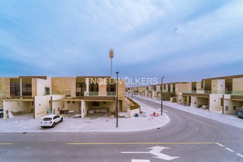 Villa en Wadi Al Safa 3, Dubai, 4 dormitorios, 389 m², № 96993 - foto 17