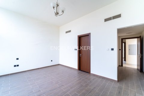 Villa en Wadi Al Safa 3, Dubai, 4 dormitorios, 389 m², № 96993 - foto 12