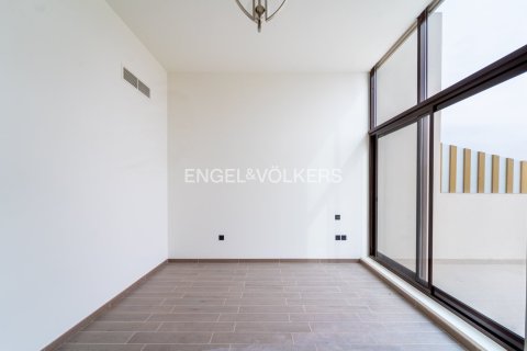 Villa en Wadi Al Safa 3, Dubai, 4 dormitorios, 389 m², № 96993 - foto 13