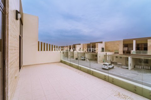 Villa en Wadi Al Safa 3, Dubai, 4 dormitorios, 389 m², № 96993 - foto 15