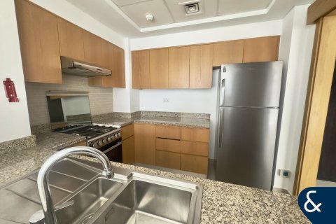 Снять в аренду квартиру в Даунтаун Дубай (Даунтаун Бурдж Дубай), Дубай: 1 спальня, 82м², № 79152 - фото 2