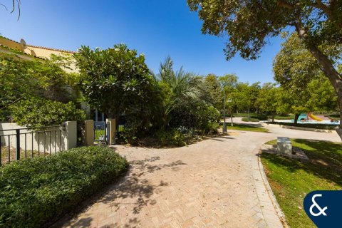 Снять в аренду таунхаус в Green Community Motor City, Motor City, Дубай: 4 спальни, 454м², № 79153 - фото 16