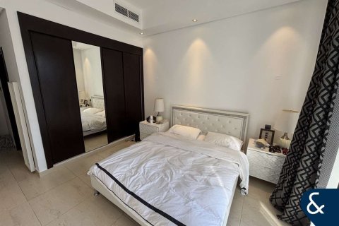 Apartment in Downtown Dubai (Downtown Burj Dubai), Dubai 2 bedrooms, 128 sq.m. № 79136 - photo 7
