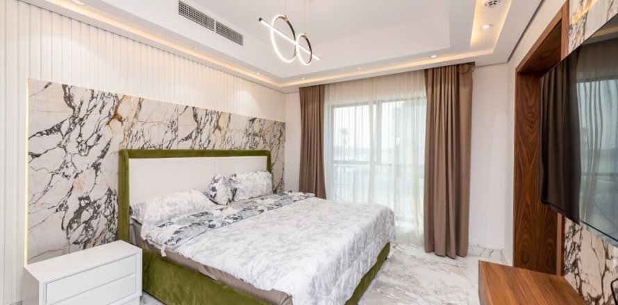 Villa à Palm Jumeirah, Dubai, 6 chambres, 1449 m², № 3757
