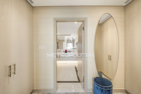 Apartment in The Palm Tower, Palm Jumeirah, Dubai 1 bedroom, 99 sq.m. № 3750 - photo 11