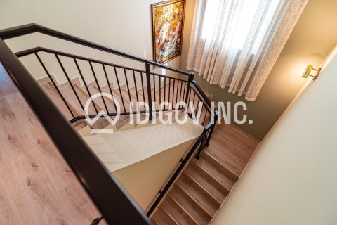 Townhouse in DAMAC Hills (Akoya by DAMAC), Dubai 3 bedrooms, 199 sq.m. № 38146 - photo 23