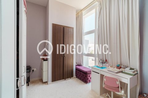 Townhouse in DAMAC Hills (Akoya by DAMAC), Dubai 3 bedrooms, 199 sq.m. № 38146 - photo 12