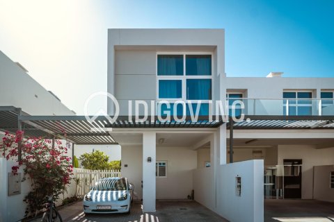 Townhouse in DAMAC Hills (Akoya by DAMAC), Dubai 3 bedrooms, 199 sq.m. № 38146 - photo 1