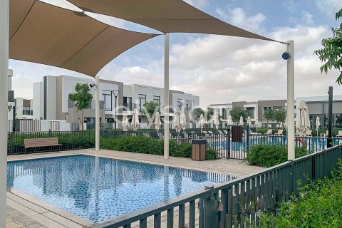 Adosado en EMAAR South, Dubai South (Dubai World Central), Dubai, 3 dormitorios, 176 m², № 38144 - foto 7