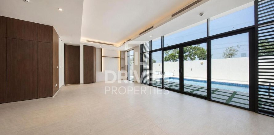 Villa in District One, Mohammed Bin Rashid City, Dubai 4 bedrooms, 569.96 sq.m. № 143226
