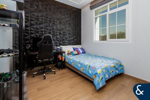 Villa à Arabian Ranches, Dubai, 4 chambres, 253 m², № 75591 - photo 13