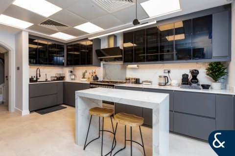 Villa à Arabian Ranches, Dubai, 4 chambres, 253 m², № 75591 - photo 7