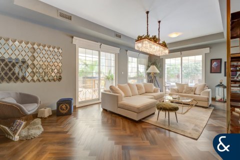 Villa à Rahat, Mudon, Dubai, 5 chambres, 535 m², № 75595 - photo 2