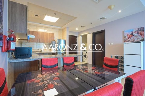 Снять в аренду квартиру в Джумейра Лейк Тауэрс, Дубай: 1 спальня, 67м², № 95372 - фото 10