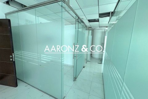 Office in Business Bay, Dubai 177 sq.m. № 95373 - photo 10