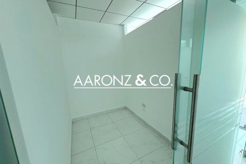 Office in Business Bay, Dubai 177 sq.m. № 95373 - photo 19