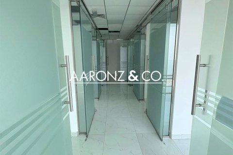 Office in Business Bay, Dubai 177 sq.m. № 95373 - photo 8