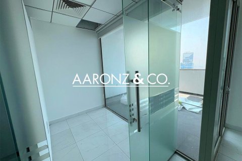 Office in Business Bay, Dubai 177 sq.m. № 95373 - photo 11