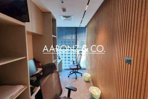 Oficina en Business Bay, Dubai, 61 m², № 95364 - foto 6