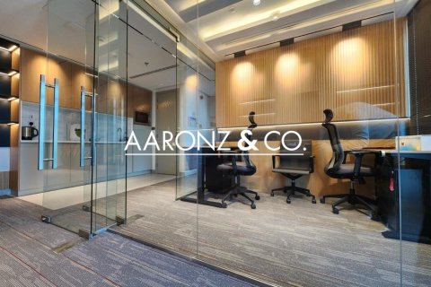 Oficina en Business Bay, Dubai, 61 m², № 95364 - foto 3