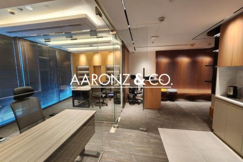 Oficina en Business Bay, Dubai, 61 m², № 95364