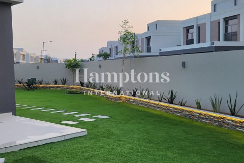 Villa à Dubai South (Dubai World Central), Dubai, 4 chambres, 405.05708000 m², № 63968 - photo 18