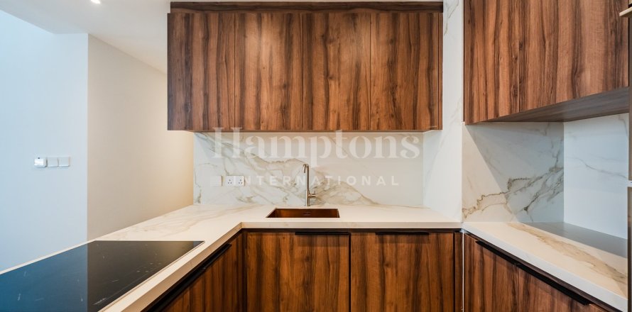 Apartment in Jumeirah Beach Residence, Dubai 2 bedrooms, 127.742 sq.m. № 63976