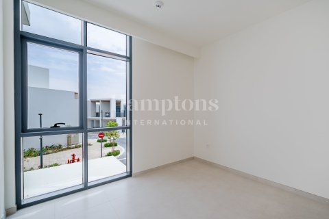 Townhouse in Bliss, Arabian Ranches 3, Dubai 3 bedrooms, 126.25517700 sq.m. № 63975 - photo 6