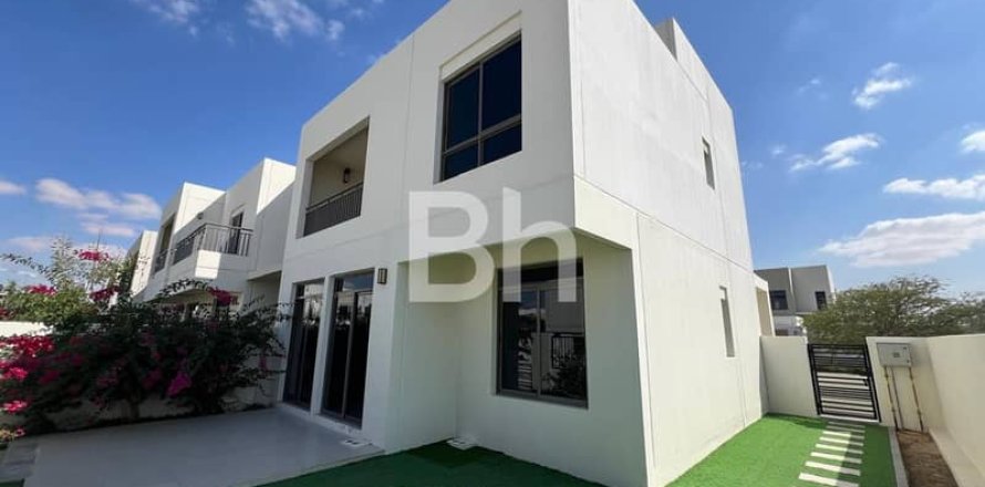 تاون هاوس في Town Square, دبي 4 غرف نوم, 218 م² رقم 57697