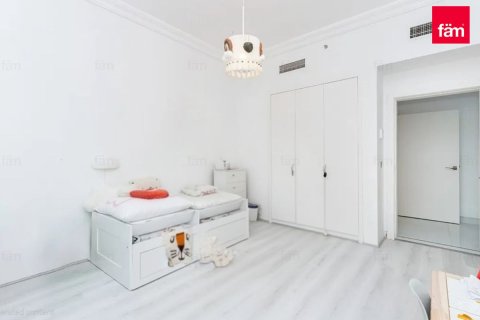 Apartment in Palm Jumeirah, Dubai 3 bedrooms, 200.6 sq.m. № 94882 - photo 15