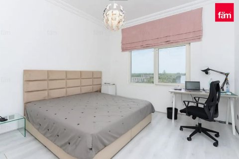 Apartment in Palm Jumeirah, Dubai 3 bedrooms, 200.6 sq.m. № 94882 - photo 17