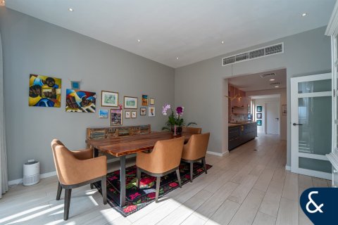 Villa in Arabian Ranches, Dubai 3 bedrooms, 309 sq.m. № 74818 - photo 11