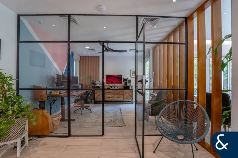 Villa in Arabian Ranches, Dubai 3 bedrooms, 309 sq.m. № 74818 - photo 9