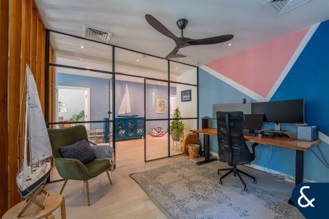 Villa in Arabian Ranches, Dubai 3 bedrooms, 309 sq.m. № 74818 - photo 8