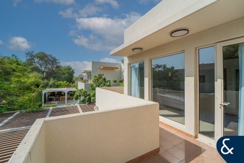 Villa in Arabian Ranches, Dubai 3 bedrooms, 309 sq.m. № 74818 - photo 23