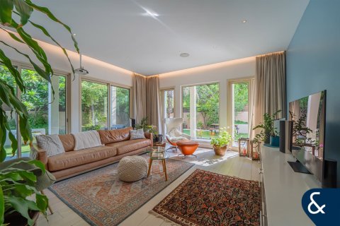 Villa in Arabian Ranches, Dubai 3 bedrooms, 309 sq.m. № 74818 - photo 5