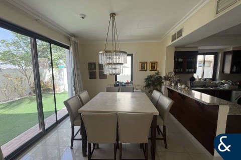 Купить виллу в Samara, Arabian Ranches 2, Дубай: 3 спальни, 298м², № 74819 - фото 7