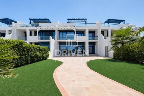 Villa à Palma Residences, Palm Jumeirah, Dubai, 5 chambres, 478.45 m², № 126623 - photo 2