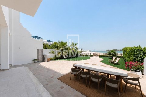 Villa à Palma Residences, Palm Jumeirah, Dubai, 5 chambres, 478.45 m², № 126623 - photo 3