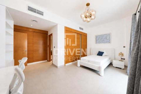 Villa à Palma Residences, Palm Jumeirah, Dubai, 5 chambres, 478.45 m², № 126623 - photo 14