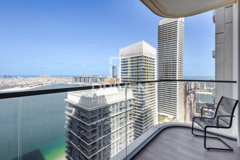 Apartamento en EMAAR Beachfront, Dubai Harbour, Dubai, 1 dormitorio, 69 m², № 65340 - foto 1