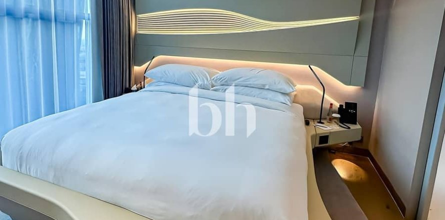 Apartment in Business Bay, Dubai 1 bedroom, 76 sq.m. № 56479