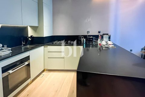 Apartment in Business Bay, Dubai 1 bedroom, 76 sq.m. № 56479 - photo 16