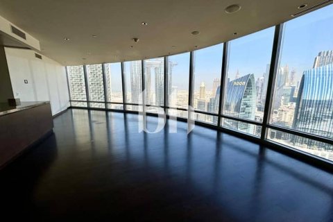 Apartment in Downtown Dubai (Downtown Burj Dubai), Dubai 3 bedrooms, 217 sq.m. № 56478 - photo 1