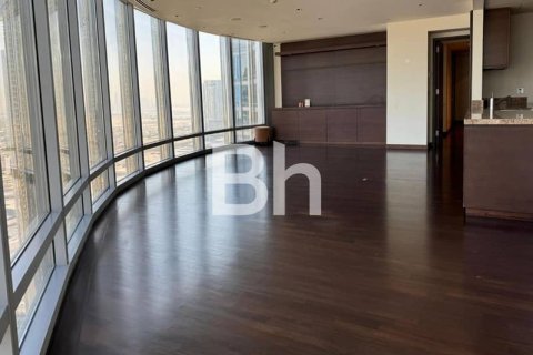 Apartment in Downtown Dubai (Downtown Burj Dubai), Dubai 3 bedrooms, 217 sq.m. № 56478 - photo 12