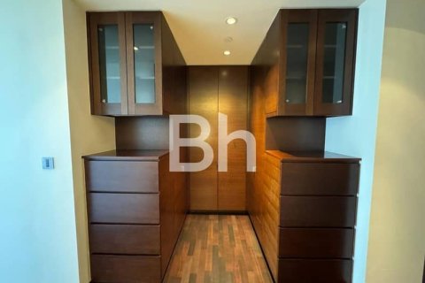 Apartment in Downtown Dubai (Downtown Burj Dubai), Dubai 3 bedrooms, 217 sq.m. № 56478 - photo 9