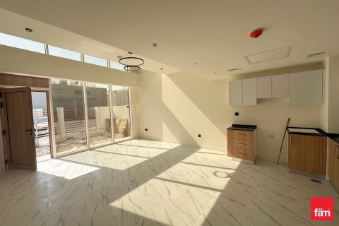 Villa in Dubai 3 bedrooms, 143.6 sq.m. № 41442 - photo 2