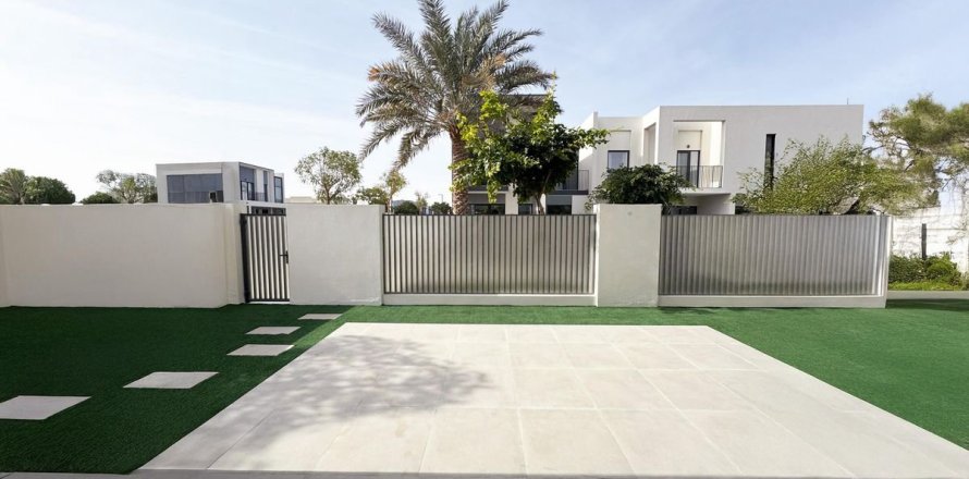 Adosado en Dubai, 4 dormitorios, 257 m², № 95551